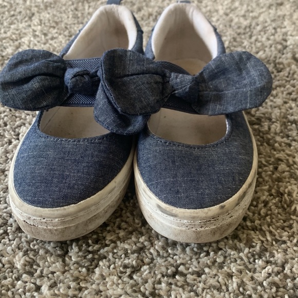 H & M Slip on Shoes - Picture 2 of 5